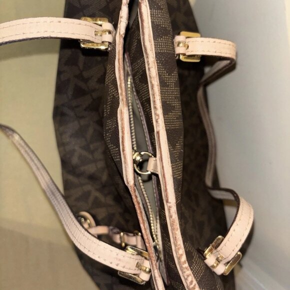 Michael Kors Large Dark Brown Signature Tote Bag - Picture 8 of 11